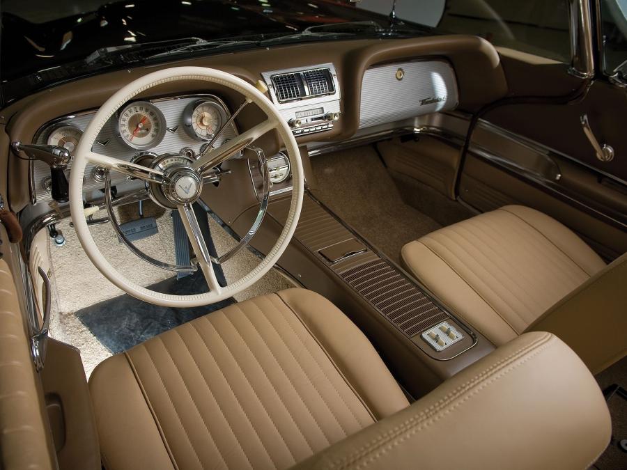  Ford Thunderbird Hardtop Coupe 1958 года  (фото 3 из 10)